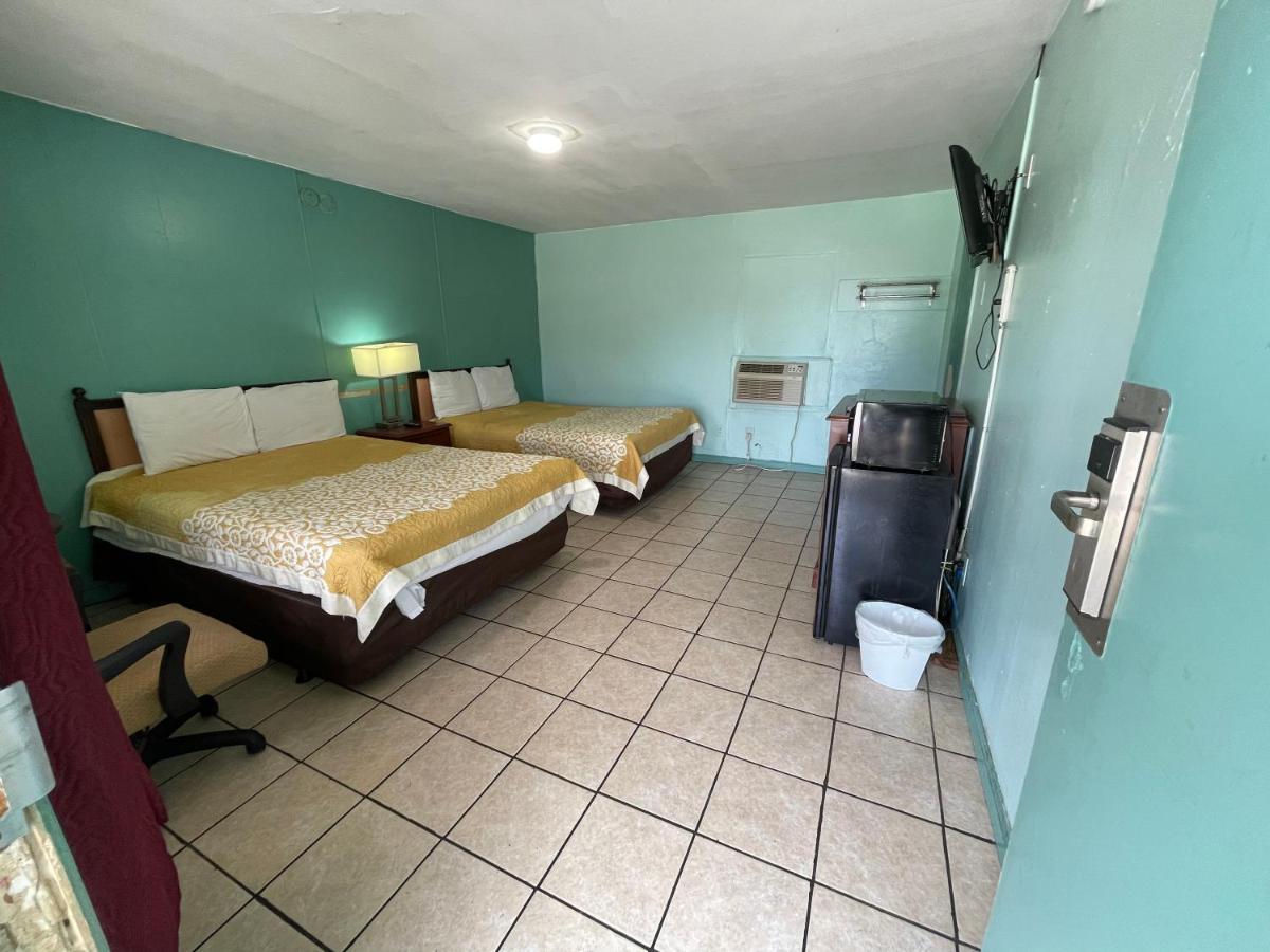 Lamplighter Inn Childersburg 外观 照片